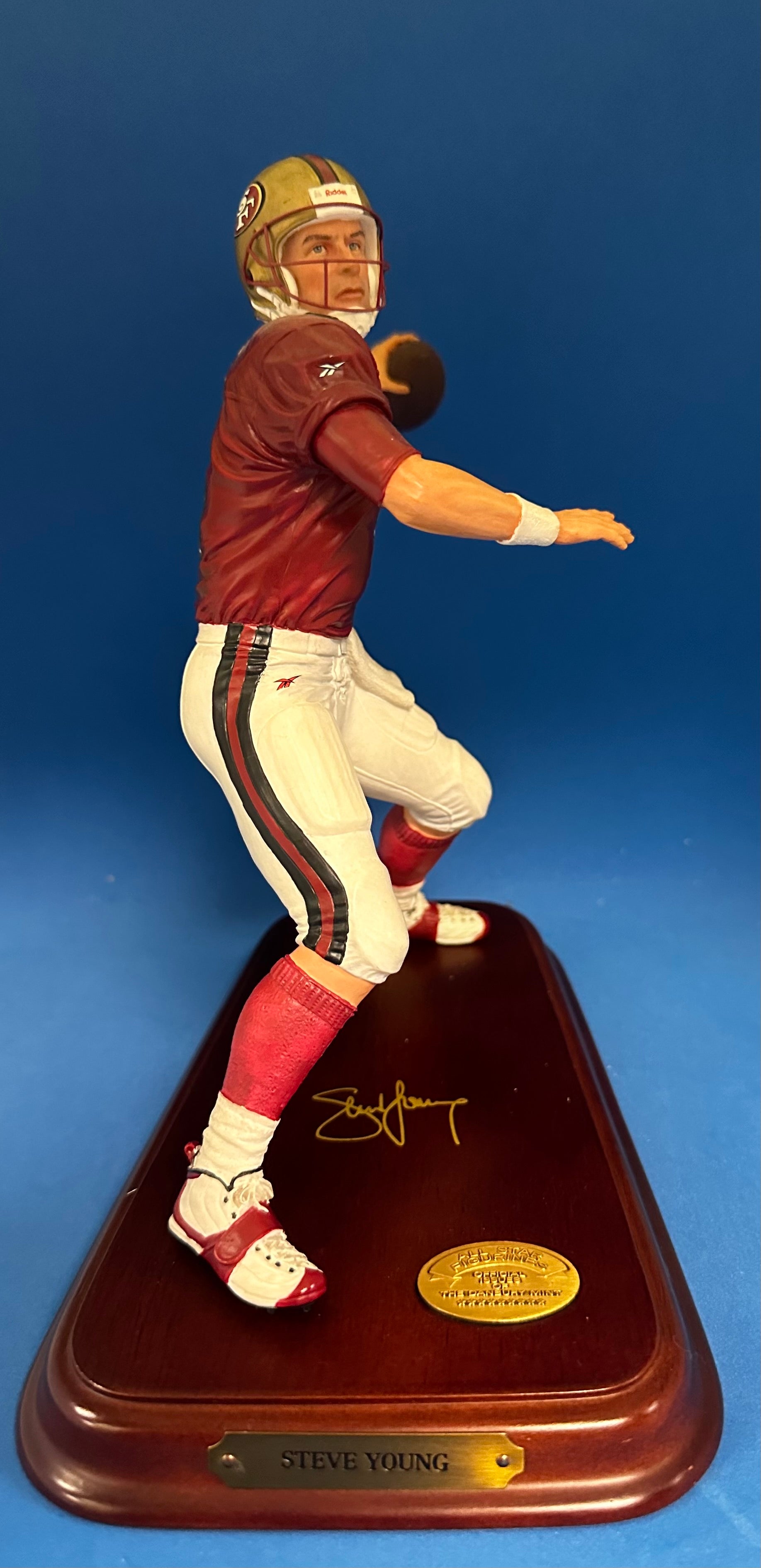 Steve Young Danbury Mint popular statue