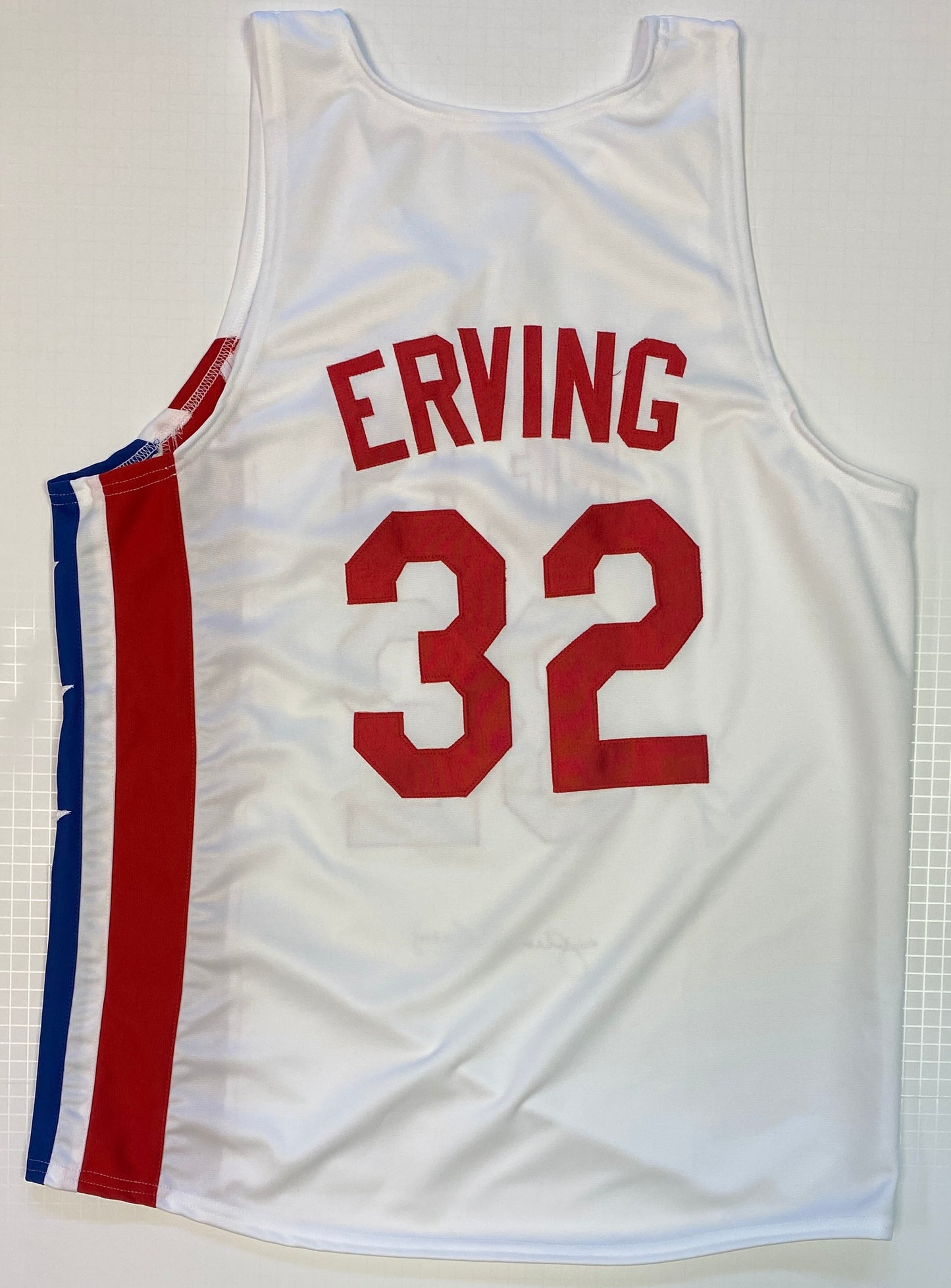 Julius Erving Signed Signed Jersey